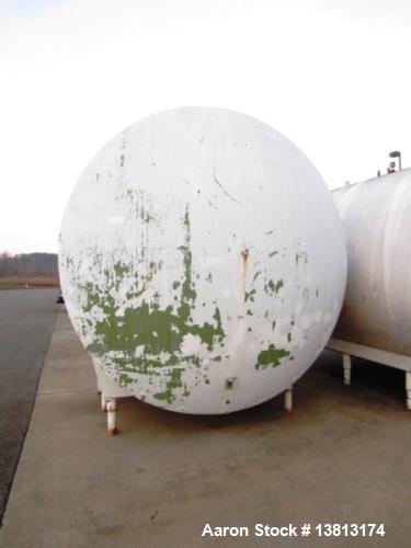 Used 5,000 Gallon Mild Steel Exterior/Stainless Steel Tank. Interior previously used to store sweeteners. End manway, sight glass. Overall Dims- 10'3" long x 10'3" wide x 12'2" tall. Tank dims. 10'3"...