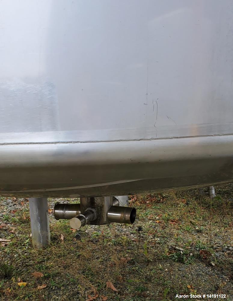 Used-SFI 6,000 Gallon Stainless Steel Tank