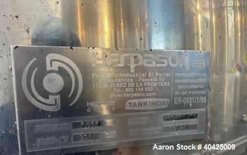 29,062 Gallon (110,000 liter) Herpasur SA 304 Stainless Steel Construction Vertical Storage Tank / Silo
