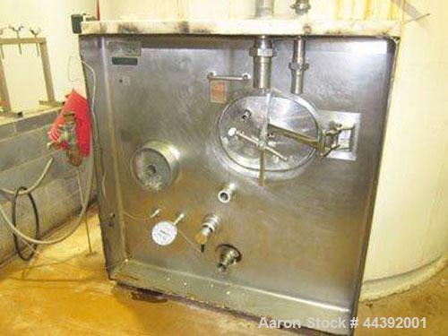 Used Dairy Craft 7000 gallon silo tank, s/n 11056-3, small ripple in top corner of interior