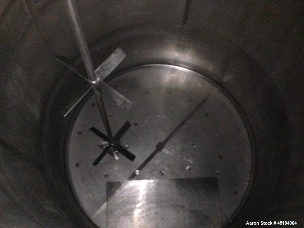 Used Stainless Steel 6,000 Gallon Tank