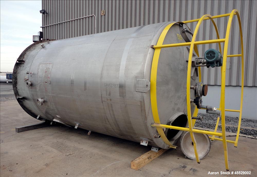Used 6,000 Gallon Stainless Steel Tank