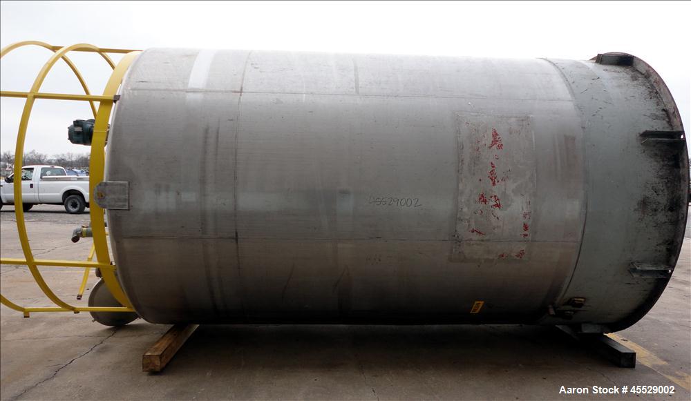 Used 6,000 Gallon Stainless Steel Tank