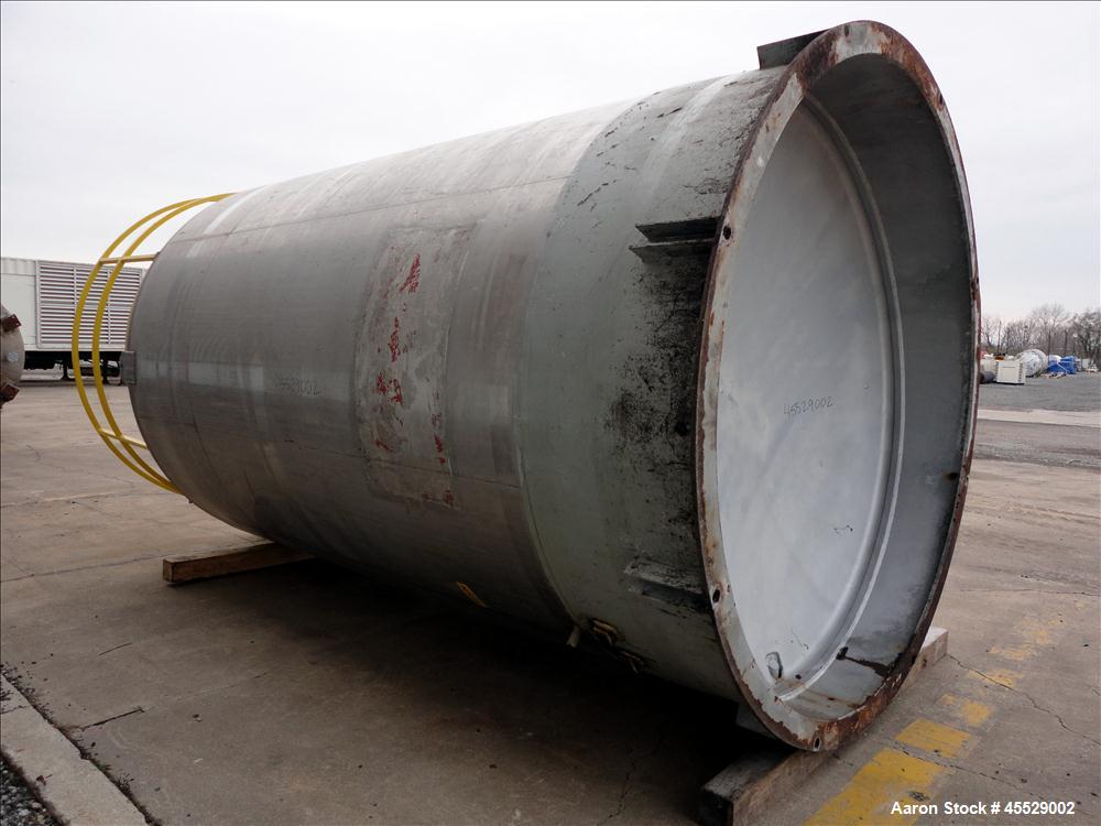 Used 6,000 Gallon Stainless Steel Tank