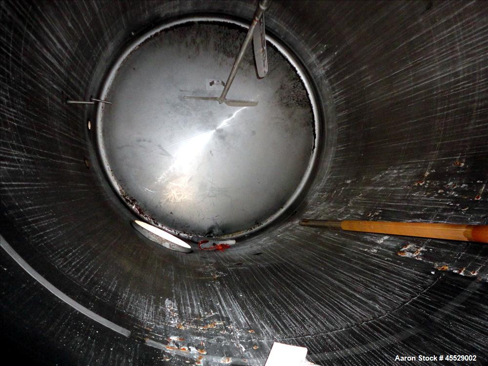 Used 6,000 Gallon Stainless Steel Tank