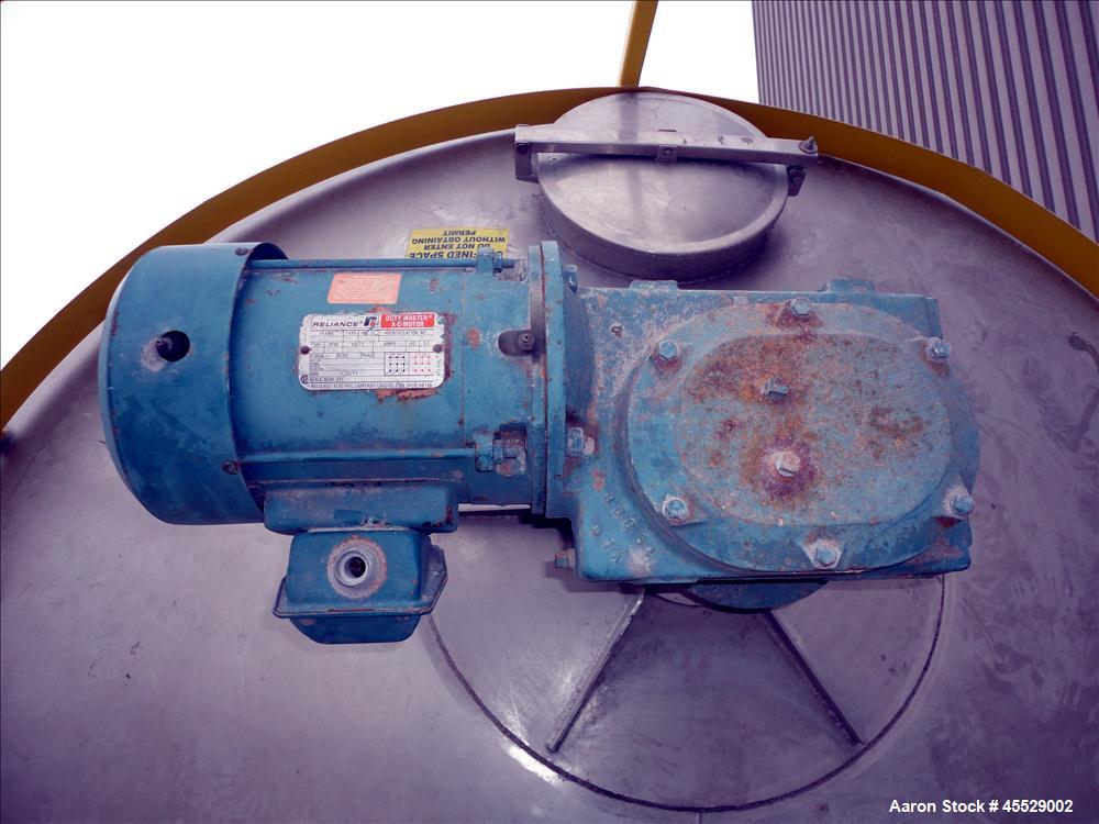 Used 6,000 Gallon Stainless Steel Tank