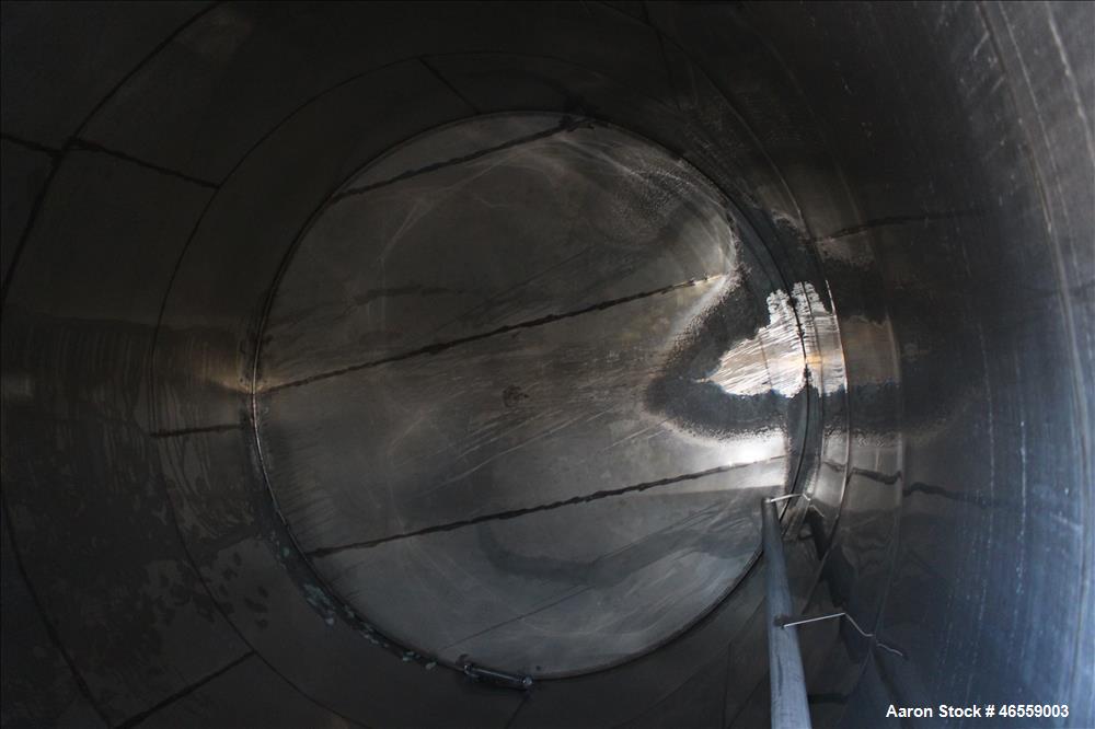 Used Tank, 18,000 Gallon, 316 Stainless Steel, Vertical.