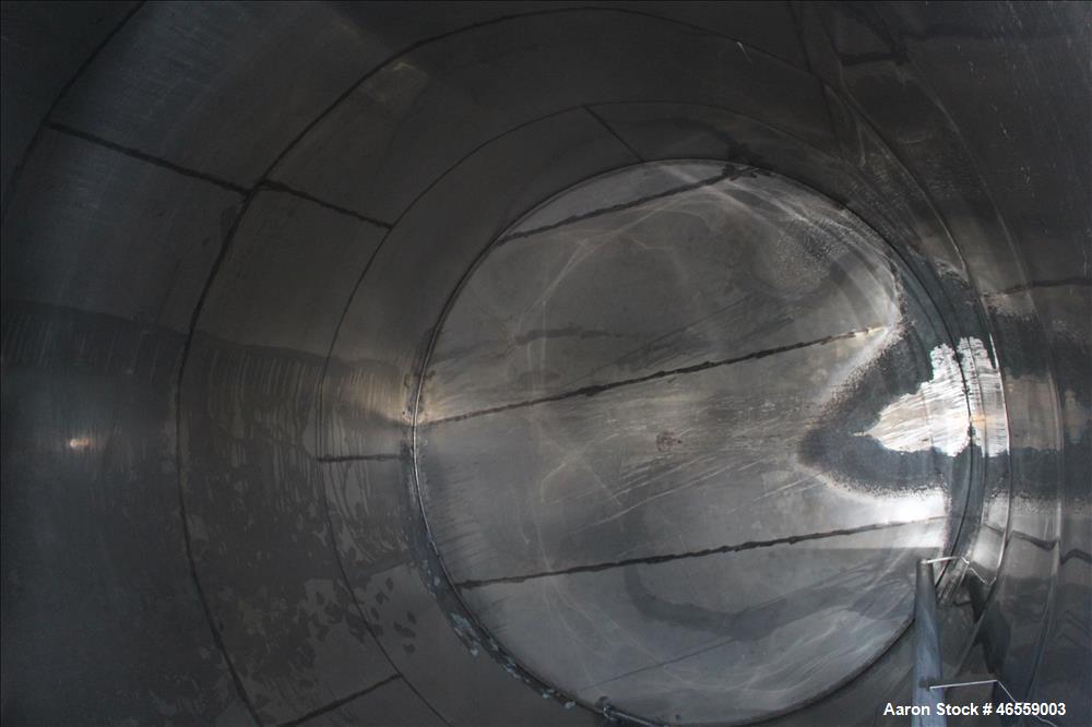 Used Tank, 18,000 Gallon, 316 Stainless Steel, Vertical.