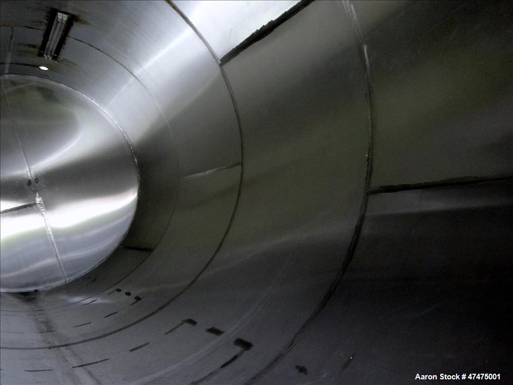 Used Tank, 6000 Gallon, 304 Stainless Steel, Horizontal.