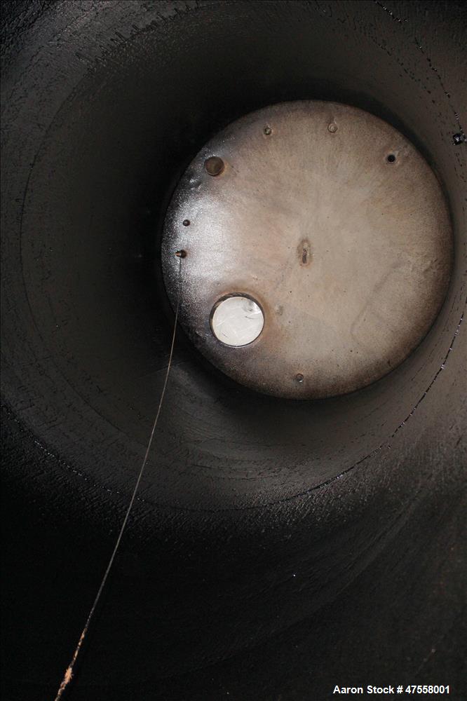 Used Insulated Tank, Approximate 10,000 Gallon, 304 Stainless Steel, Vertical.