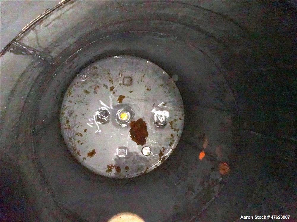 Used Tank, Approximate 5,900 Gallon, 304 Stainless Steel, Vertical