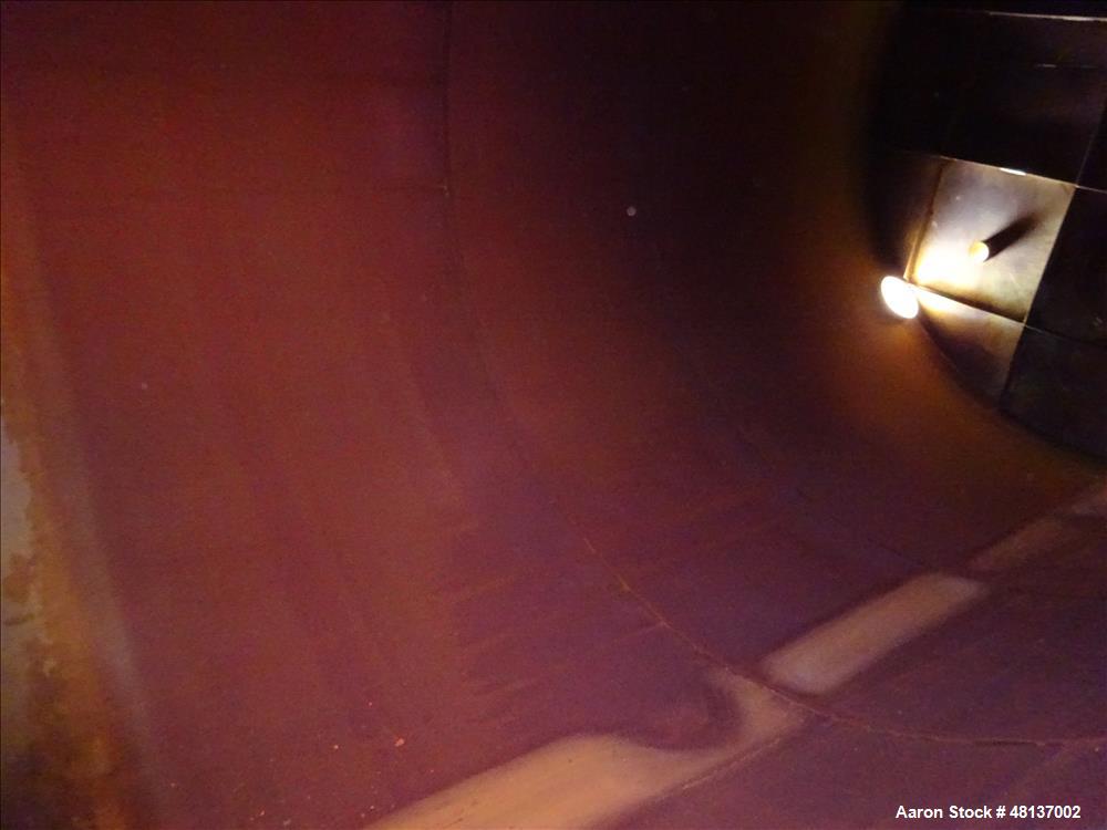 Used Tank, Approximate 6,000 Gallon, 304 Stainless steel, Vertical