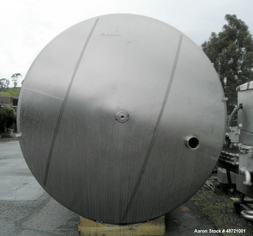 Used Tank, 6,000 Gallon, Stainless steel, Vertical.
