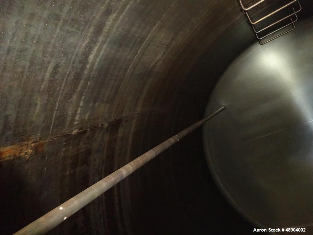Used Single Wall Tank, Approximate 5000 Gallon, Stainless Steel, Vertical.