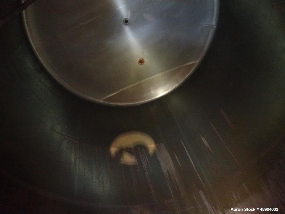 Used Single Wall Tank, Approximate 5000 Gallon, Stainless Steel, Vertical.