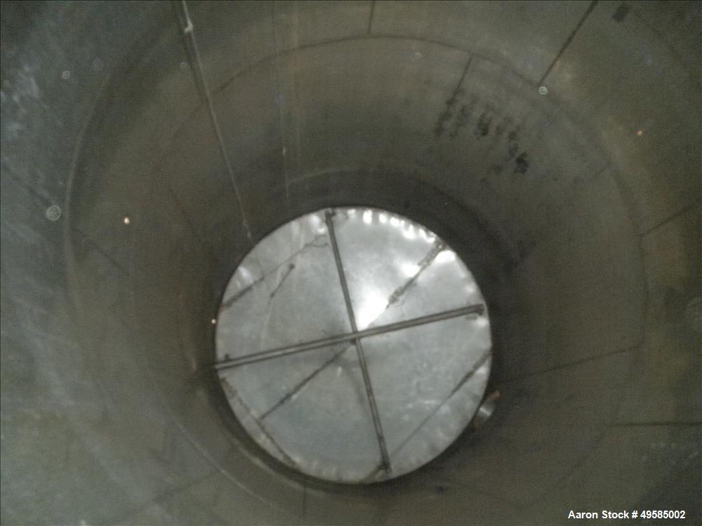 Used Tank, Approximate 12,000 Gallon, 304 Stainless Steel, Vertical