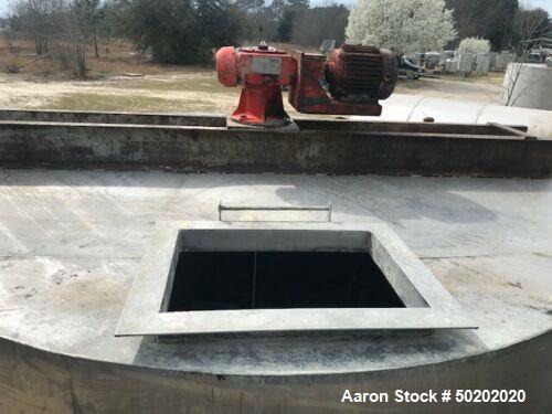 Used 5,000 Gallon Jacketed Vertical Stainless Steel Mix Tank