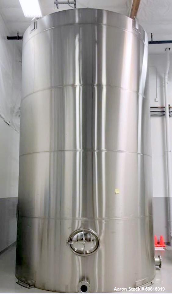 Monarch 10,000 Gallon  Storage Tank