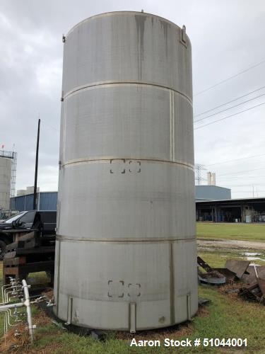 Used- Vertical Storage Tank, Approximately 6,000 Gallons