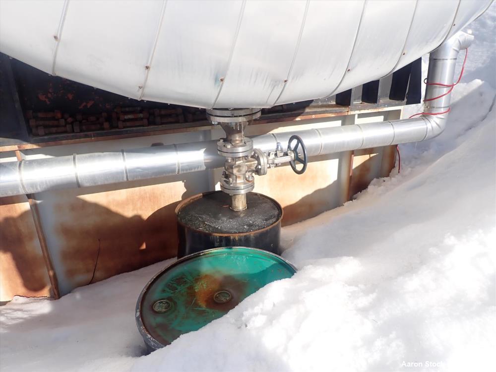 Used Horizontal Stainless Steel Tank, Approximately 25,000 Gallons