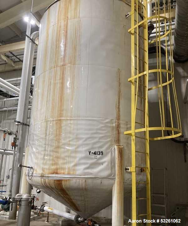 Used Approximate 8,900 gallon 316L Stainless Steel Agitated Tank With Goulds Centrifugal Pump, V-4139, P-4139.  Atmos. at 212 degrees F internal pressure. Top entering Agitator (HP unknown). Cone bot...