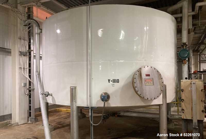Used Approximate 6,000 gallon Stainless Steel Tank With A Worthington 7.5 HP Centrifugal Pump, V-1110. approximate 6000 gallon Flat top with misc. inlets. Cone bottom with center bottom outlet. Worth...