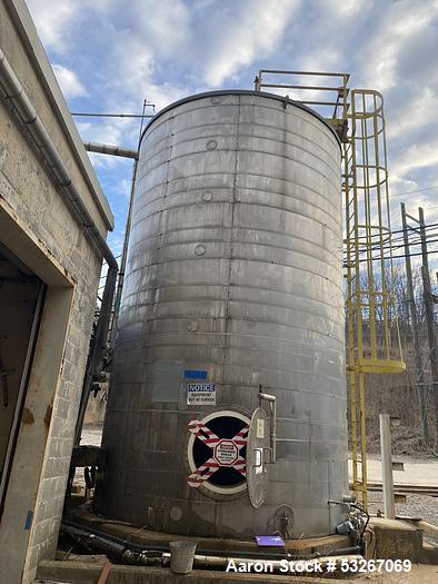 Used Stainless Steel Tank, Approx.16,000 gallon capacity. Vertical