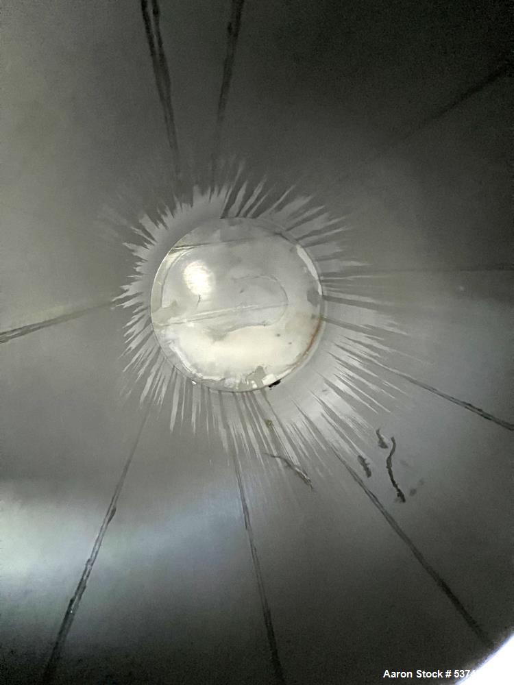 Used Bendel 10,000 Gallon 304 Stainless Steel Vertical Tank