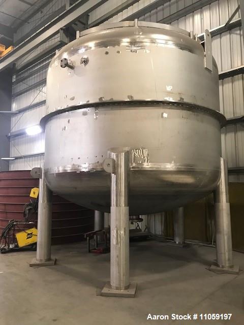 Unused- 9500 Gallon (36000 Liter) 316L Stainless Steel Vessel.