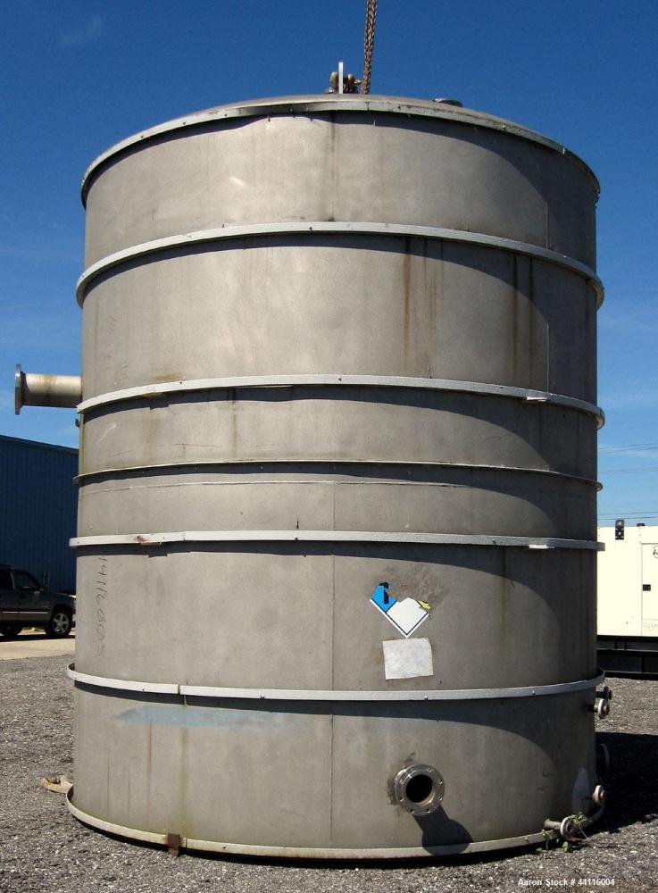 Used Blaw Knox Tank, 11,800 Gallon, 304 Stainless Steel, Vertical. Approximate 144” diameter x 168” straight side, dished top, flat bottom. (1) Turn of internal pipe coil on bottom. Openings top 1” (...