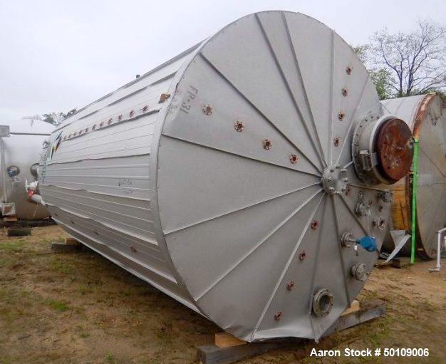 Used Walker Storage Tank, 10,000 Gallon, 304 Stainless Steel