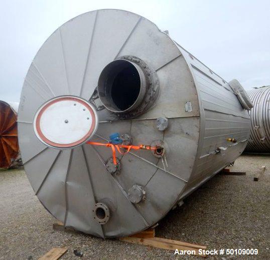 Used Walker Storage Tank, 10,000 Gallon, 304 Stainless Steel