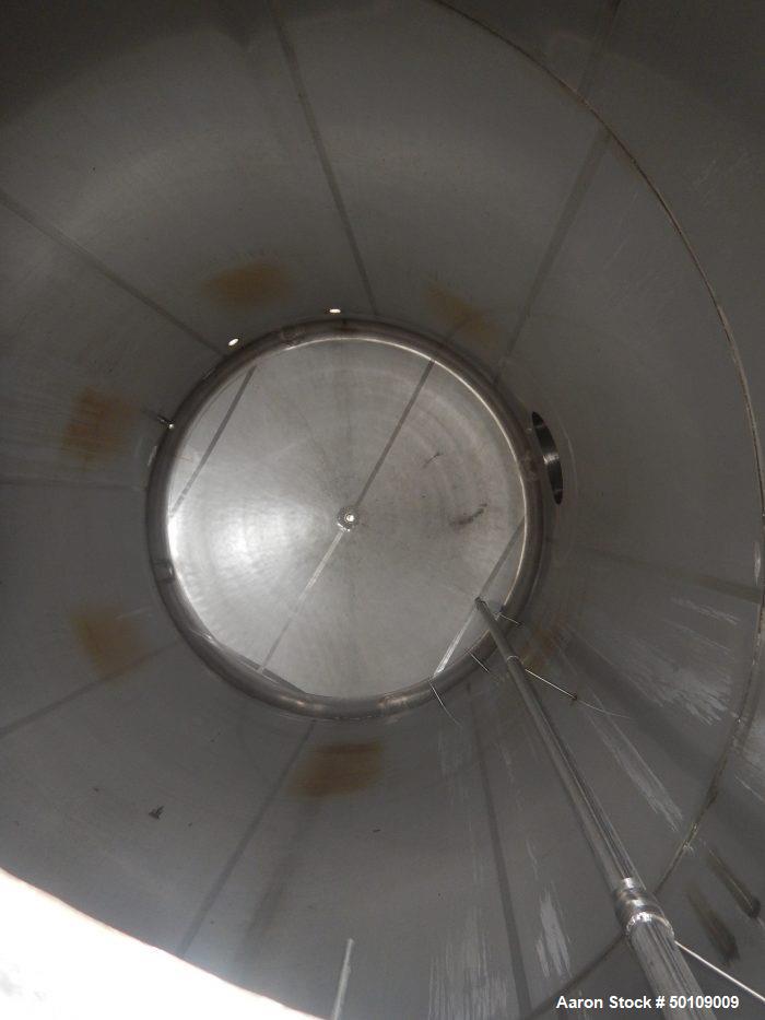 Used Walker Storage Tank, 10,000 Gallon, 304 Stainless Steel