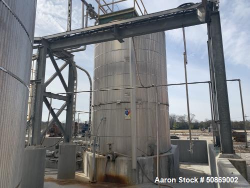 Used Apache Stainless 8000 Gallon Stainless Steel Insulated Vertical Storage Ta