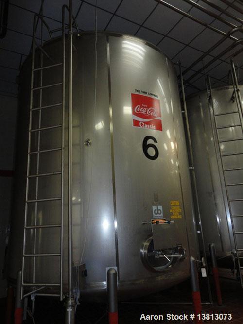 Used Cherry Burrell Model CVL 10,000 Gallon Side Agitated Tank. Includes 5 hp, 3485 rpm Tri Clover 2 1/2" x 2" transfer pump. Dish top and dish bottom with side manway. Bottom side agitator. Slow spe...