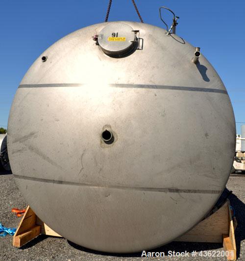 Used Cherry-Burrell Type C Tank, 10,000 Gallon, 304 Stainless Steel, Vertical. 126” Diameter x 172” straight side, dished top and bottom. Bottom side entering agitator with a 3 blade prop, driven by ...