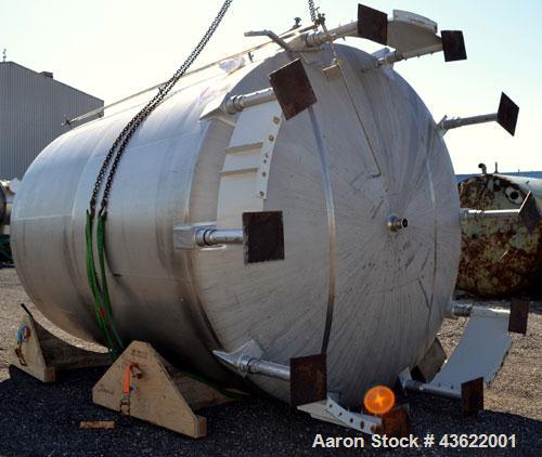 Used Cherry-Burrell Type C Tank, 10,000 Gallon, 304 Stainless Steel, Vertical. 126” Diameter x 172” straight side, dished top and bottom. Bottom side entering agitator with a 3 blade prop, driven by ...