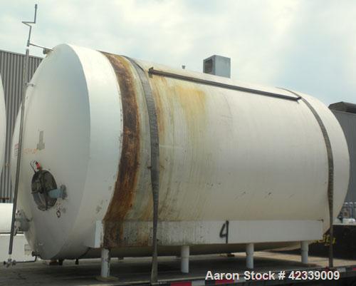 Used- Cherry-Burrell Cold Wall Tank, 5000 Gallon, Model E, 304 Stainless Steel, Horizontal. 96" Diameter x 144" straight sid...