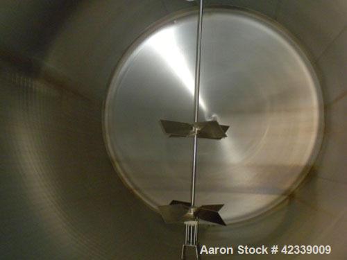 Used- Cherry-Burrell Cold Wall Tank, 5000 Gallon, Model E, 304 Stainless Steel, Horizontal. 96" Diameter x 144" straight sid...