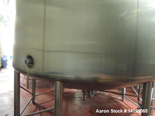 Used 10,000 Gallon Cherry Burrell Stainless Steel Jacketed Mix Tank. 316L SS contact parts with T304 SS exterior parts. Dimensions 136" ID x 153" Straight Side. 254" OAH - not including drive. Jacket...