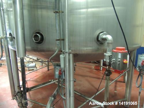 Used 10,000 Gallon Cherry Burrell Stainless Steel Jacketed Mix Tank. 316L SS contact parts with T304 SS exterior parts. Dimensions 136" ID x 153" Straight Side. 254" OAH - not including drive. Jacket...