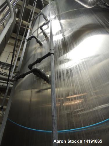 Used 10,000 Gallon Cherry Burrell Stainless Steel Jacketed Mix Tank. 316L SS contact parts with T304 SS exterior parts. Dimensions 136" ID x 153" Straight Side. 254" OAH - not including drive. Jacket...