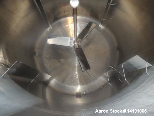Used 10,000 Gallon Cherry Burrell Stainless Steel Jacketed Mix Tank. 316L SS contact parts with T304 SS exterior parts. Dimensions 136" ID x 153" Straight Side. 254" OAH - not including drive. Jacket...