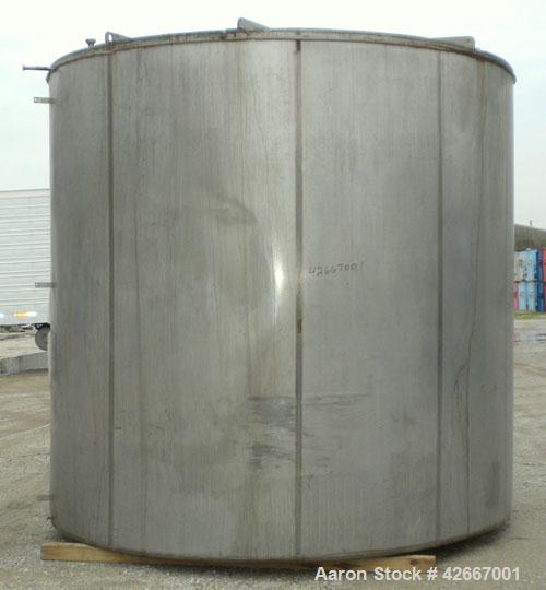 Used- Cherry-Burrell Tri-Canada Tank, 6000 Imperial Gallons (7205 U.S. Gallons), 304 Stainless Steel, Vertical. Approximatel...