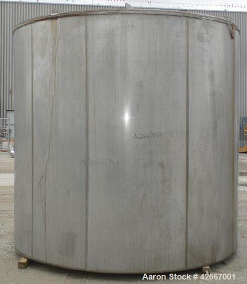 Used- Cherry-Burrell Tri-Canada Tank, 6000 Imperial Gallons (7205 U.S. Gallons), 304 Stainless Steel, Vertical. Approximatel...