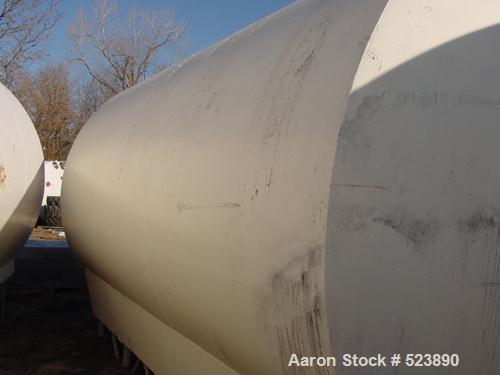 USED: 10,000 Gallon Cherry Burrell insulated horizontal storage tank.304 stainless steel interior, mild steel painted exterior. 10' outsidediameter x 22'4" long x 23'1/2" inside length x 9'.