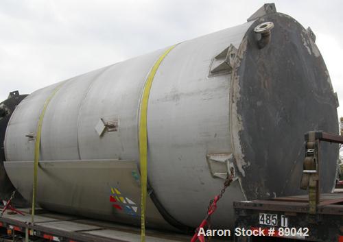 USED: Chicago Boiler tank, 6000 gallon, 316 stainless steel, vertical. Approximately 96" diameter x 16' straight side, dish top, flat bottom. Internal rated 2 psi at 300 deg F. Openings: top (3) 2", ...