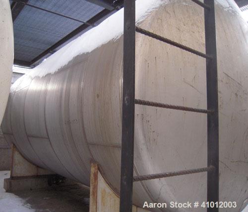 Used Clawson Tank, 13,514 Gallon, 304L Stainless Steel, Horizontal.  Approximate 125.5" diameter x 222" straight side, dished heads.  Vessel rated 20 psi @ 100 degrees F.  Openings:  Top 30" manway w...