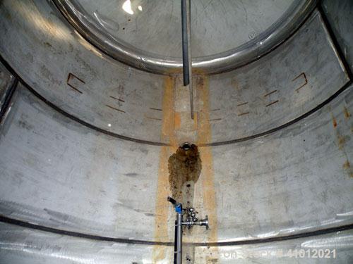 Used Clawson Tank Company Pressure Tank, 12,000 Gallon, 304L Stainless Steel, Horizontal.  125-1/2" diameter x 222" straight side, dished heads. Internal rated 20 psi at 100 deg F, and -20 deg F at 2...