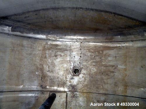 Used Clawson Tank Company 2 Compartment Pressure Tank, 12,000 gallons total, 6,000 gallons per compartment, 304L stainless steel, horizontal. Each compartment 125-1/2" diameter x 85" straight side, d...